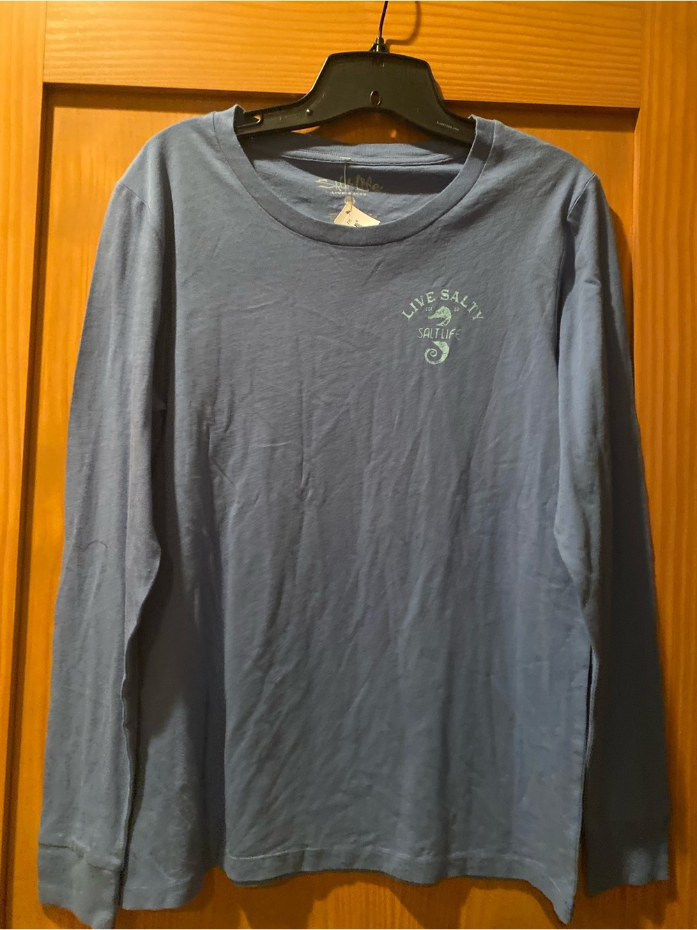 Salt Life Women’s Steel Blue Scoop Neck Live Salty L/ S Shirt NWT S - Picture 3 of 6